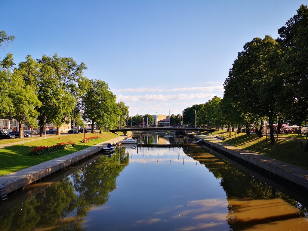 Salon keskusta ja jokivarsi