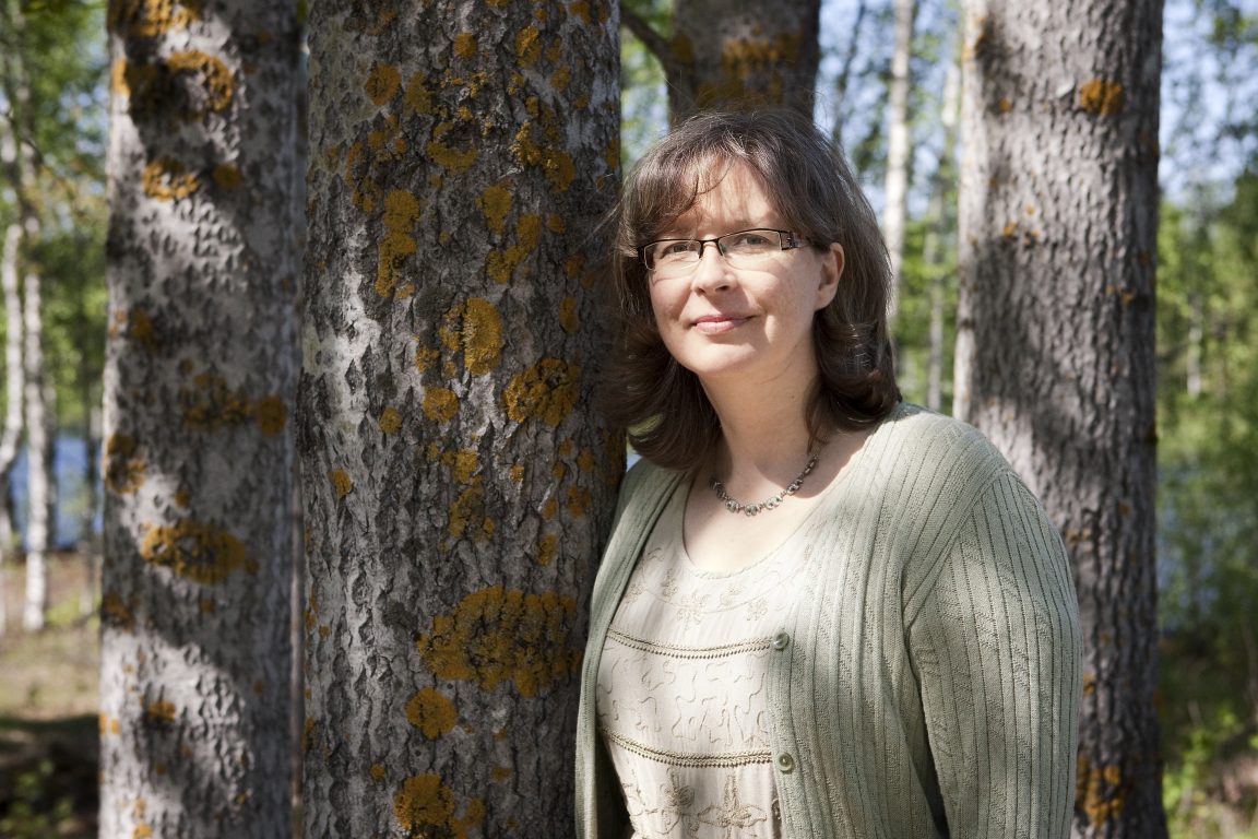 Metsä- ja ekokirjailija, TT Pauliina Kainulainen