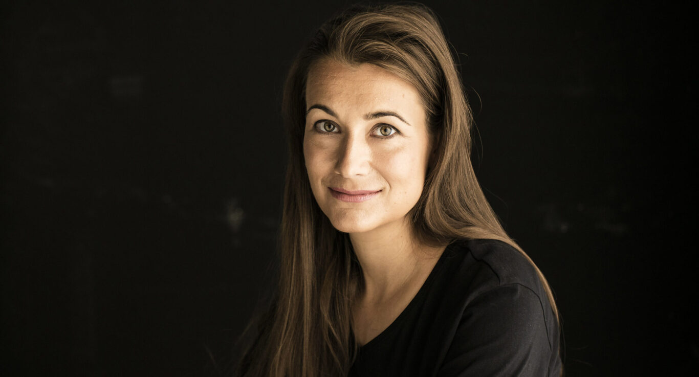 Elina Backman.