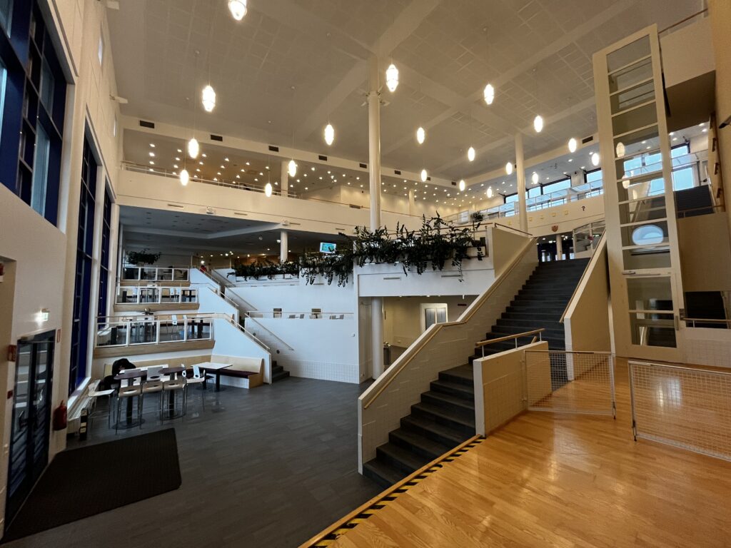 Salon lukion aula