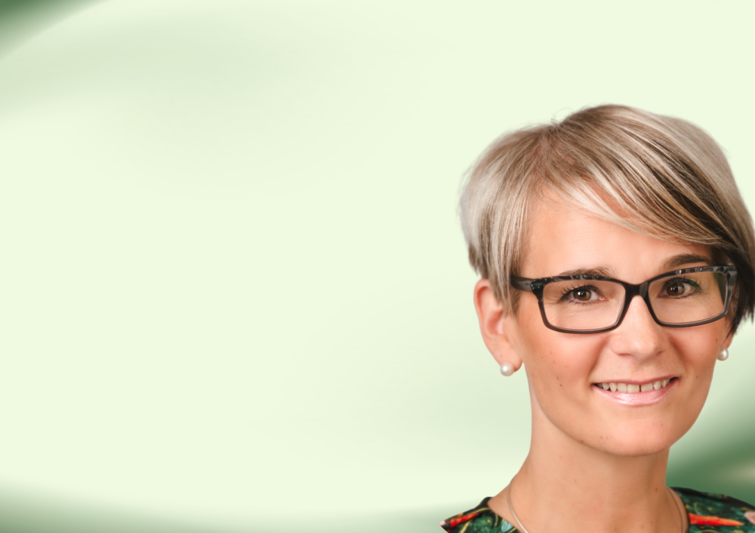 Kuvassa psykologi Satu Lähteenkorva