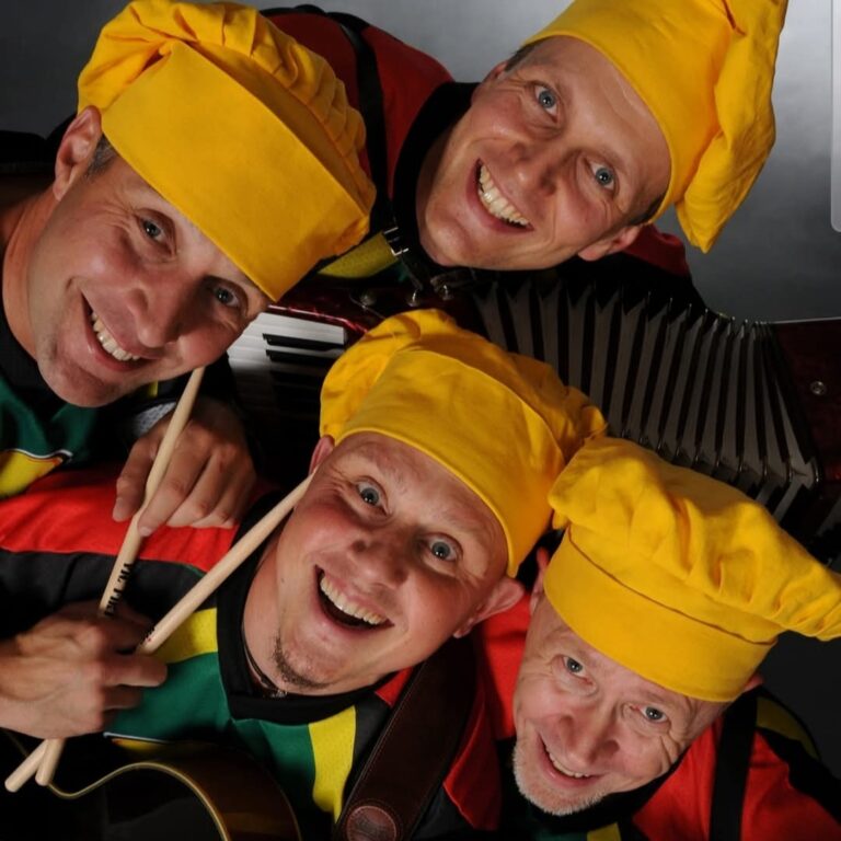 Kuvassa Rokki-Kokki -yhtye